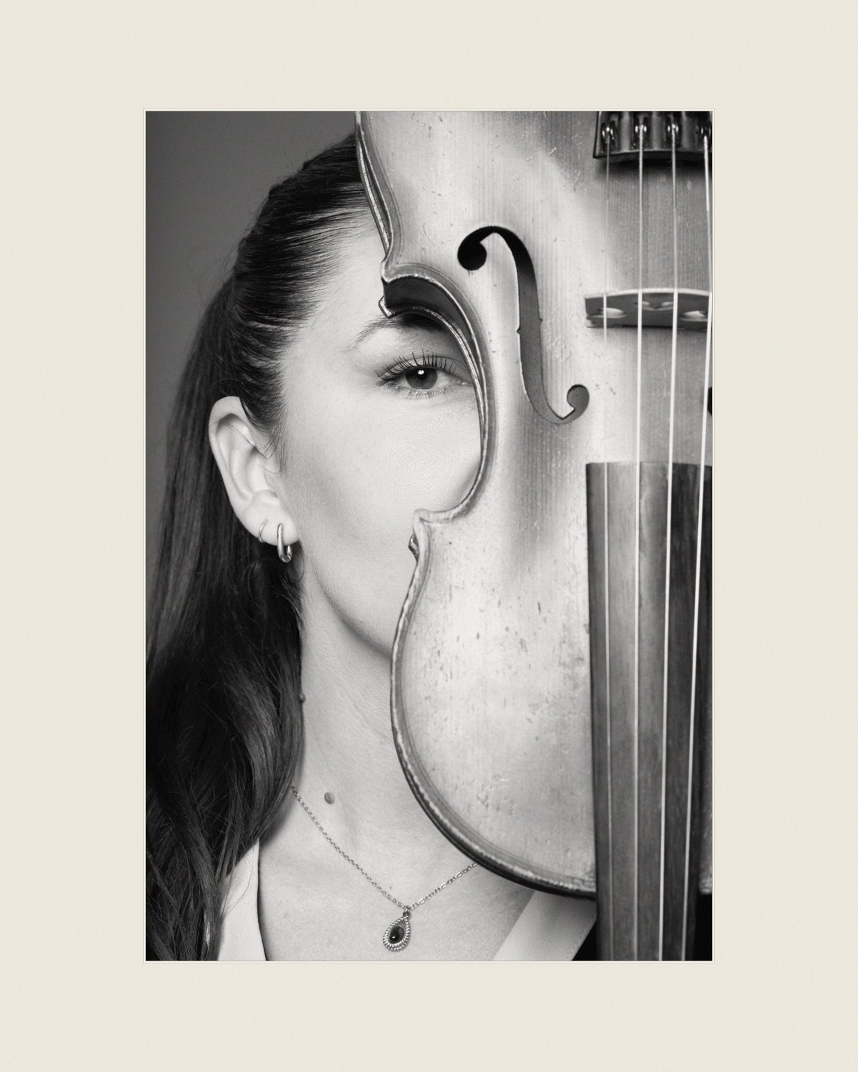 Stampa con passepartout: ritratto con violino